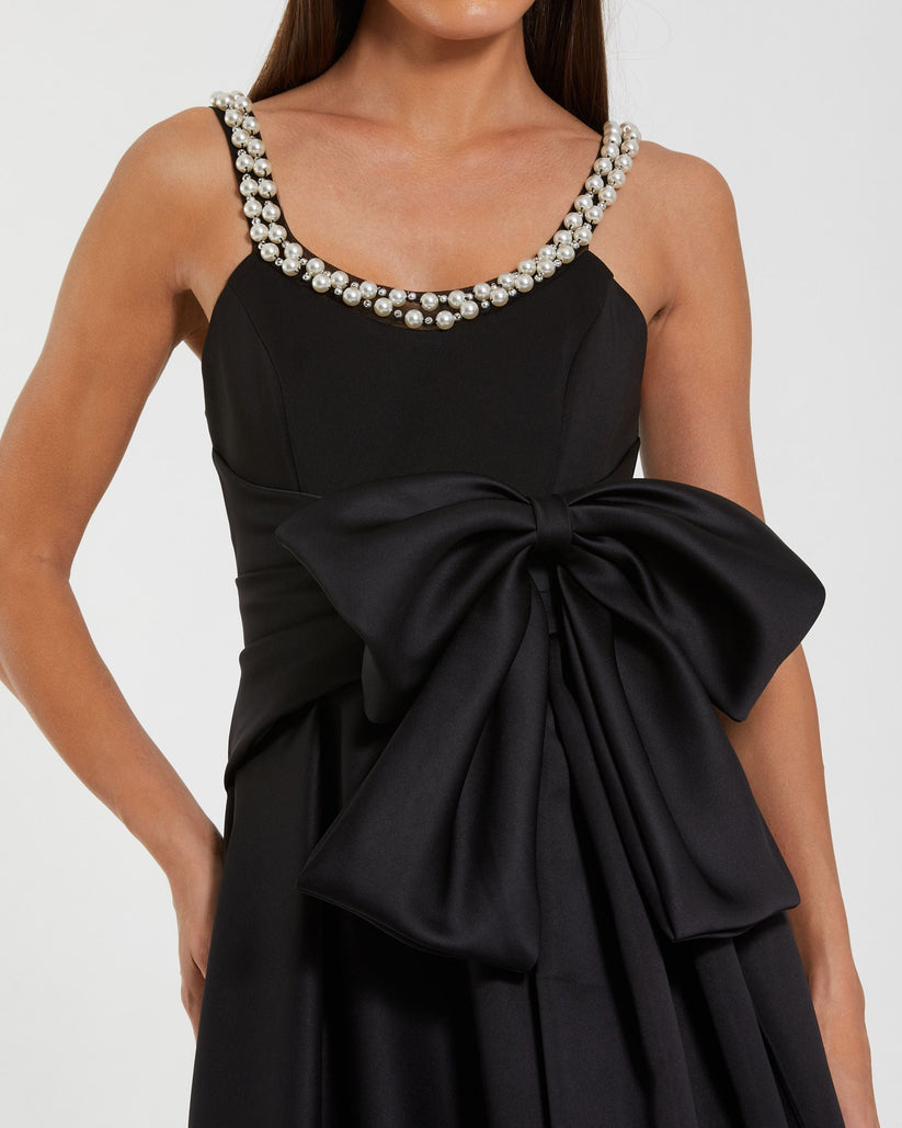 Ieena Duggal 27743 - Pearl Neckline Oversized Bow Evening Gown In Black
