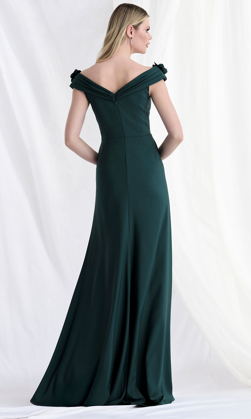 MGNY By Mori Lee 73183 - Floral Neckline Crepe Sheath Gown Mother of the Bride Dresses