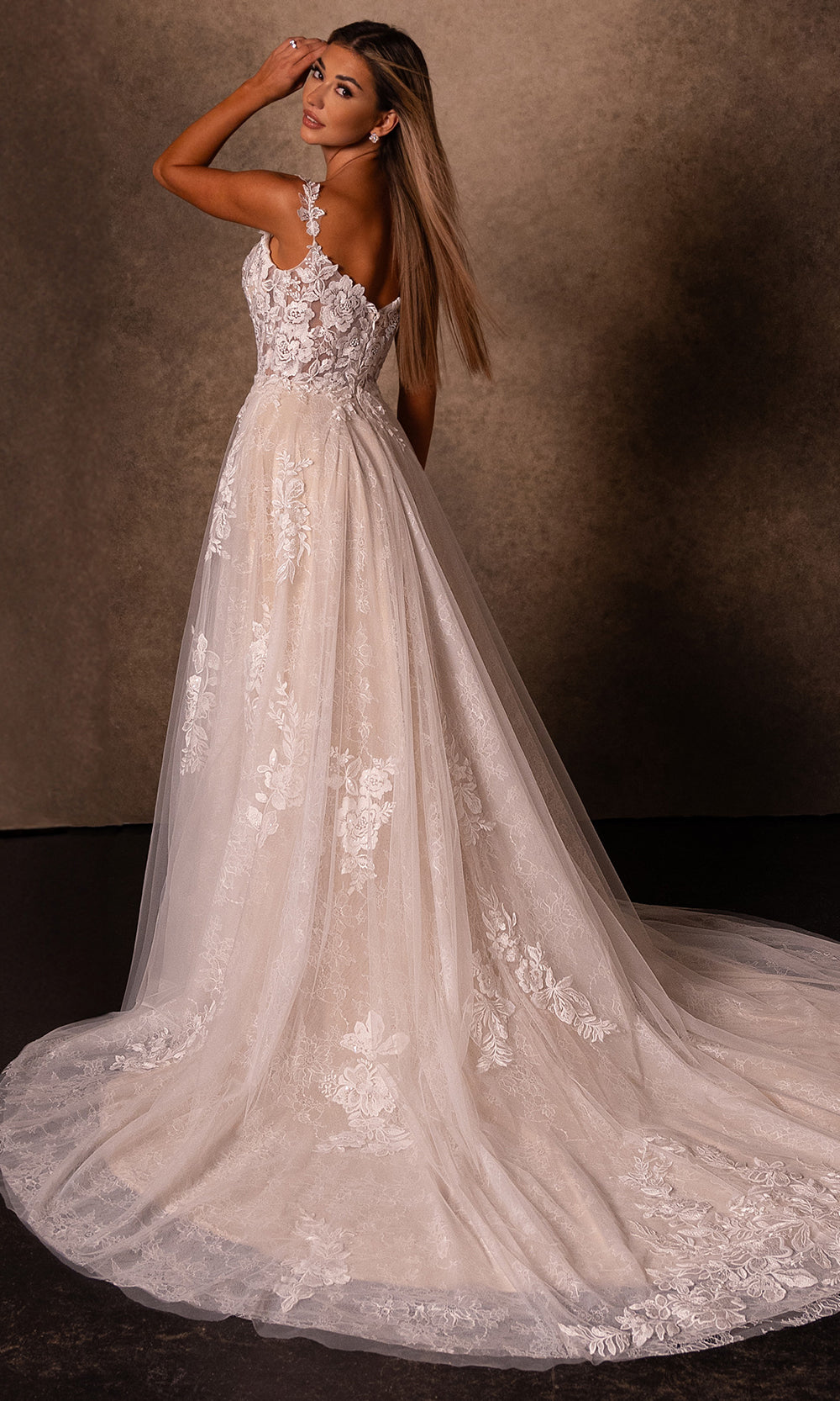 Rachel Allan RB3231 - Romantic Lace V?Neck Wedding Gown Bridal Dresses