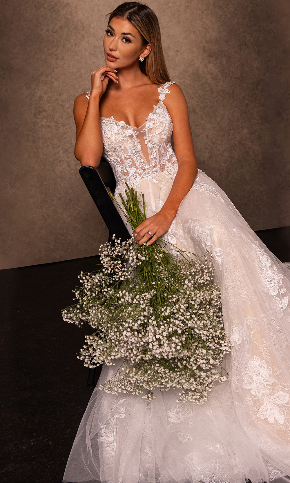 Rachel Allan RB3231 - Romantic Lace V?Neck Wedding Gown Bridal Dresses