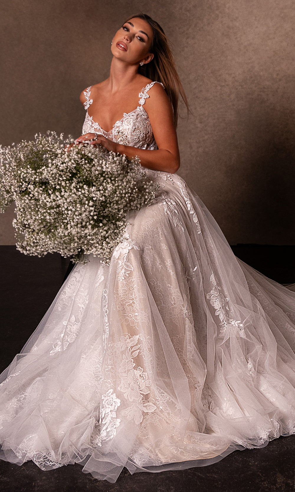 Rachel Allan RB3231 - Romantic Lace V?Neck Wedding Gown Bridal Dresses