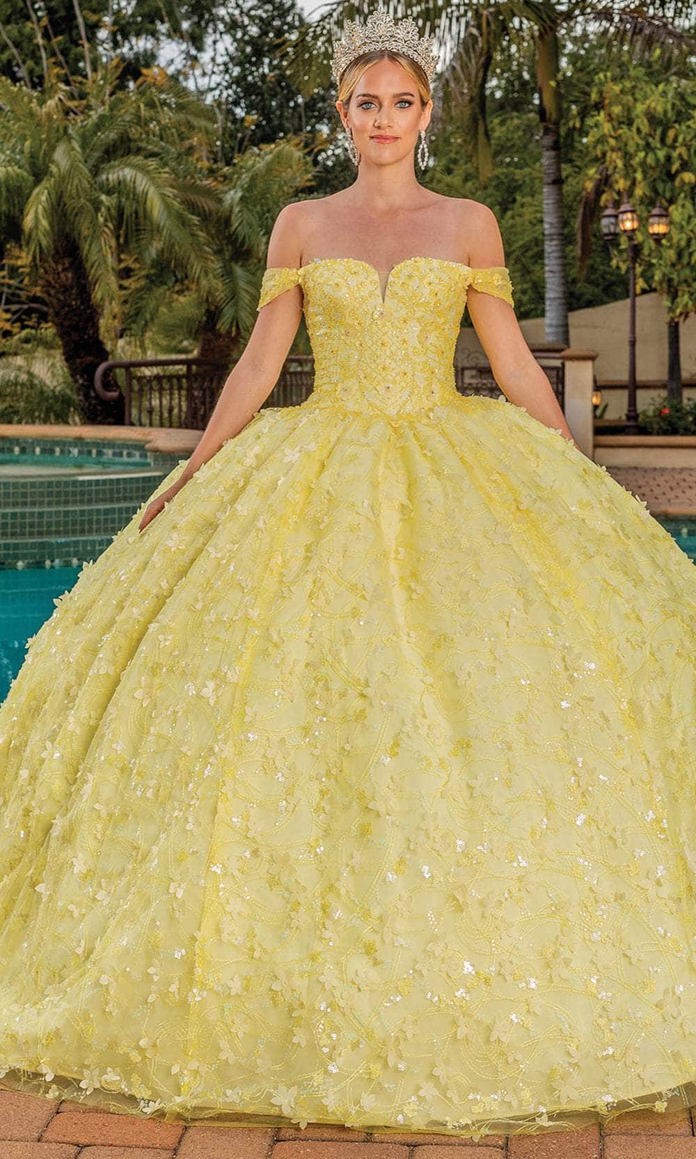 Dancing Queen 1757 - Floral Bodice Sweetheart Neckline Ballgown Quinceanera Dresses XS /  Yellow