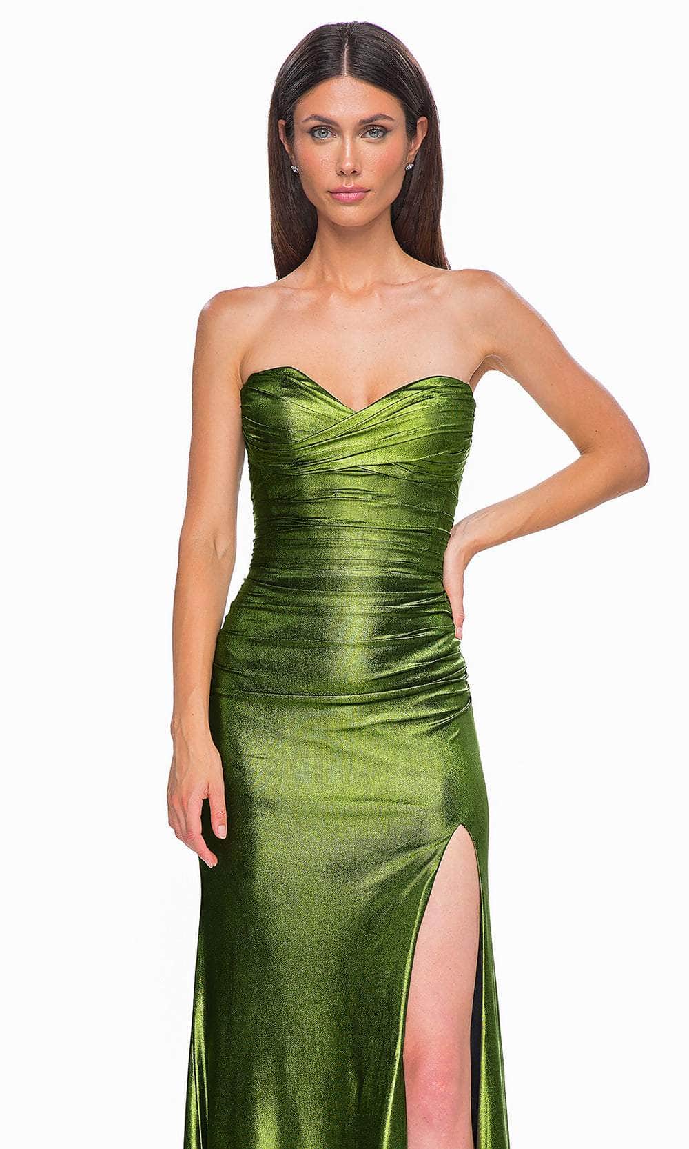 La Femme 32946 - Metallic Net Jersey Prom Gown Special Occasion Dress