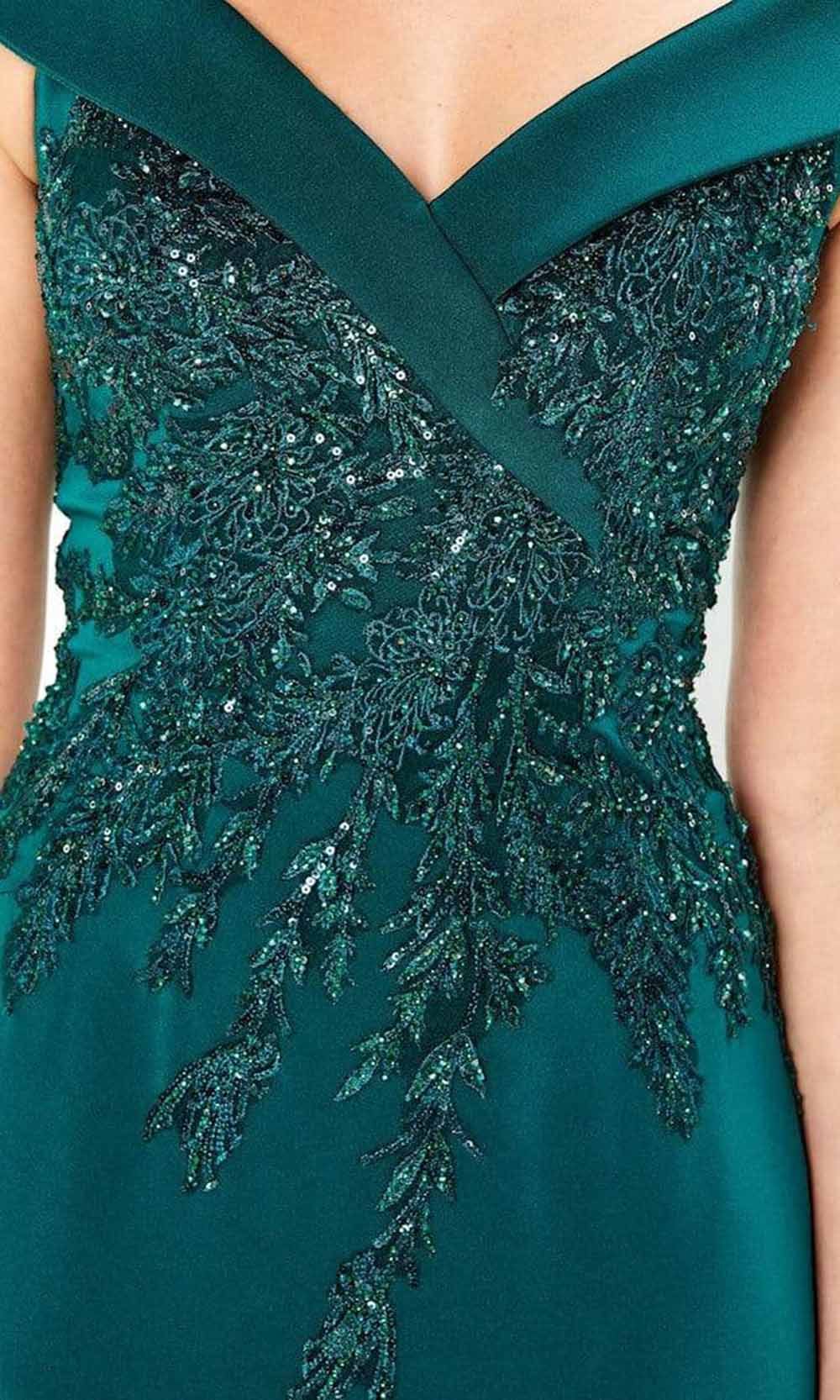 Montage by Mon Cheri - 220932 V-Neck Evening Dress Evening Dresses