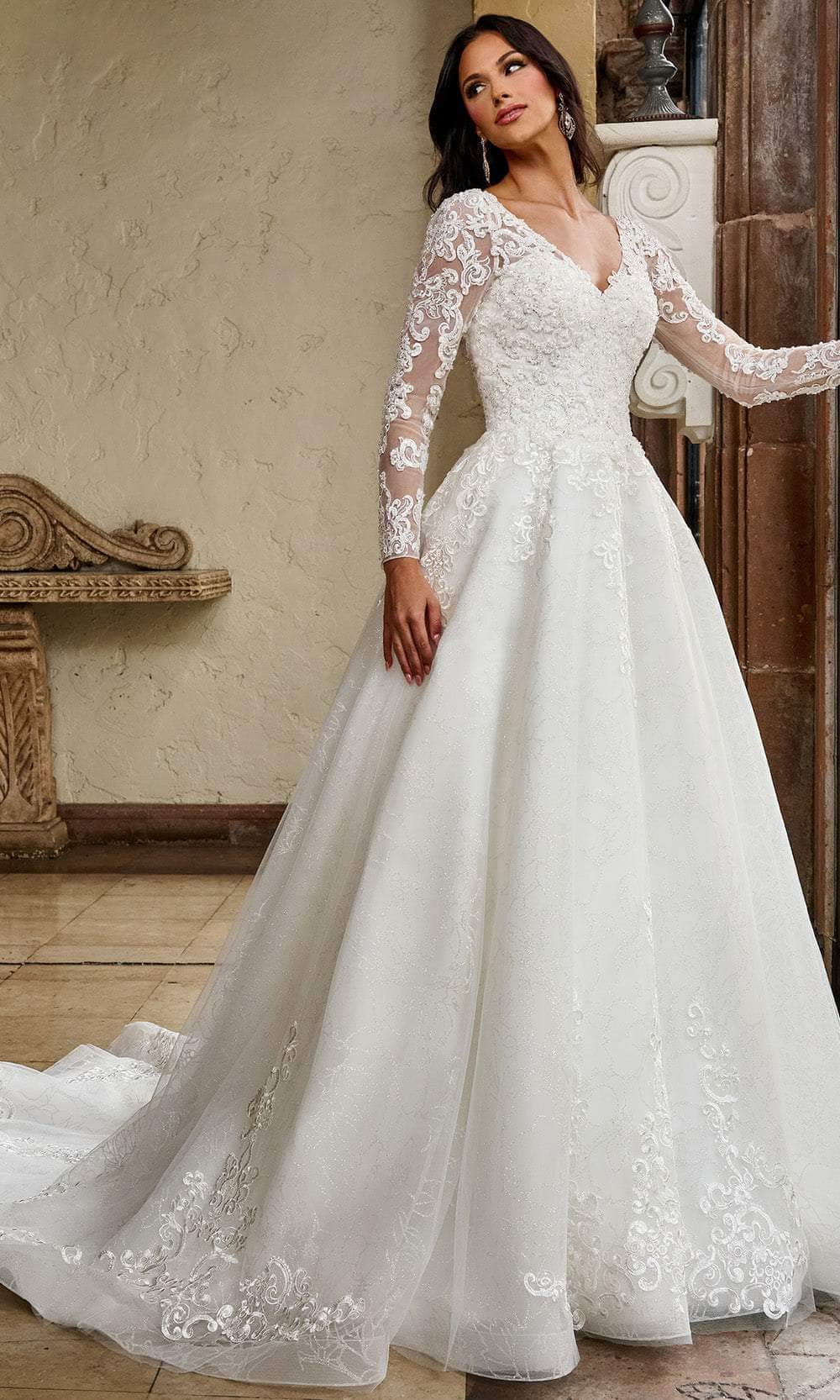 lace applique sheer dress Tulle Sheer Neck Wedding Dress With Lace Appliques MW917