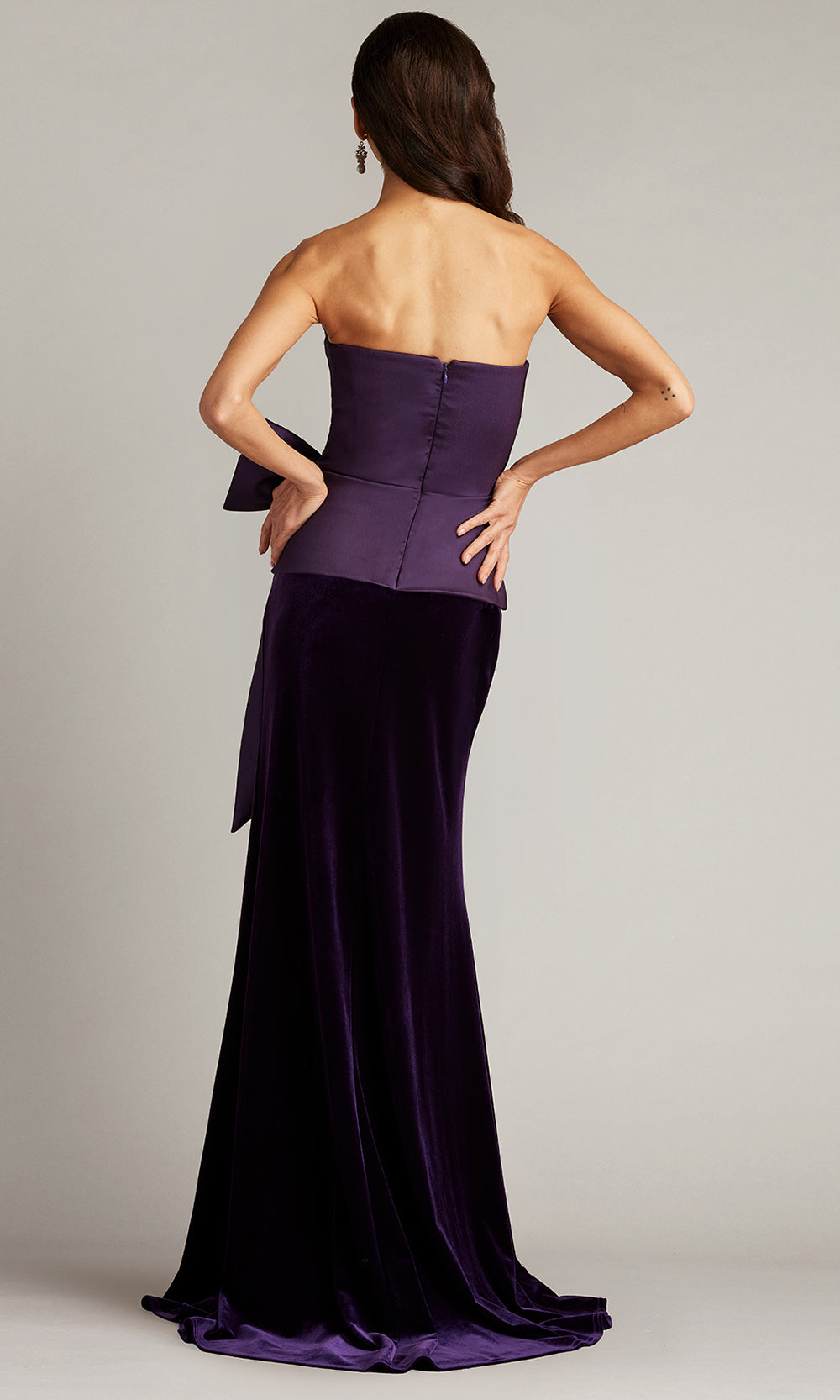 Tadashi Shoji BAL24744L - Nimue Strapless Draped Bow Gown with Slit Prom Dresses