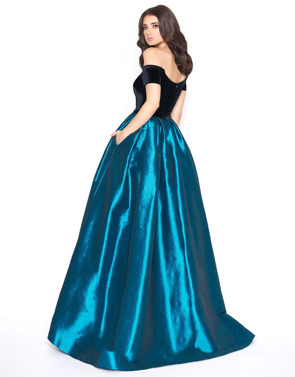 Mac Duggal - 12062D Velvet Off-Shoulder Satin Ballgown With Train in Black and Green