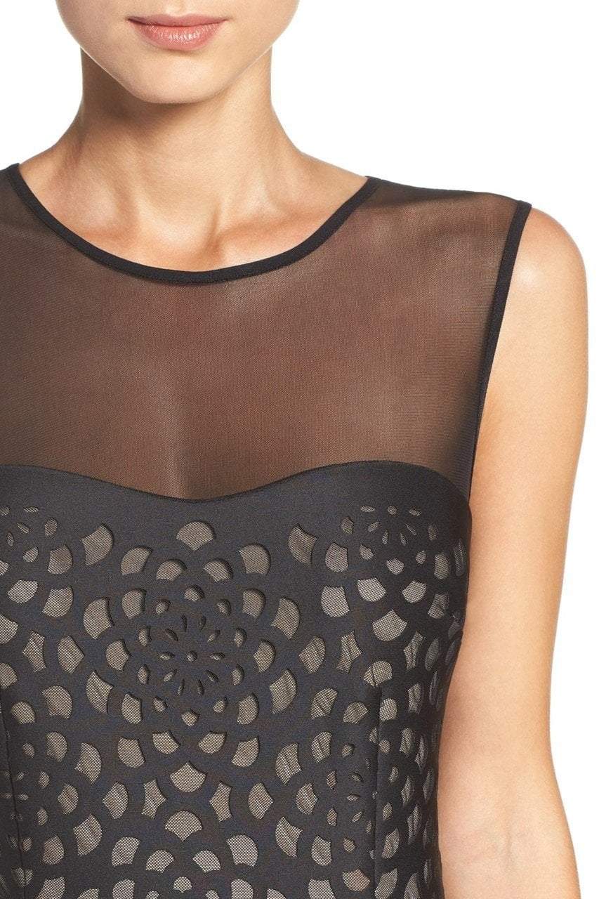 Maggy London - G2721M Sleeveless Keyhole Back Burnout Scuba Dress in Black