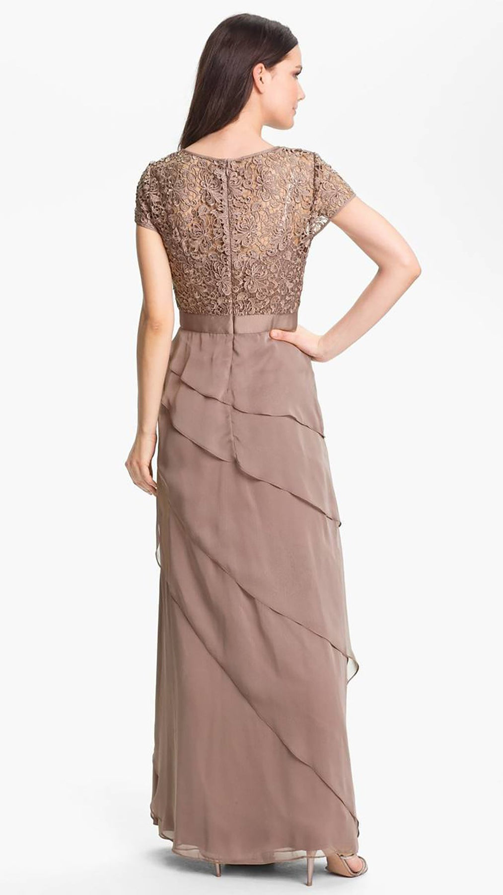 Adrianna Papell - 62882090 Lace Bodice Tiered Long Dress in Buffalo Brown