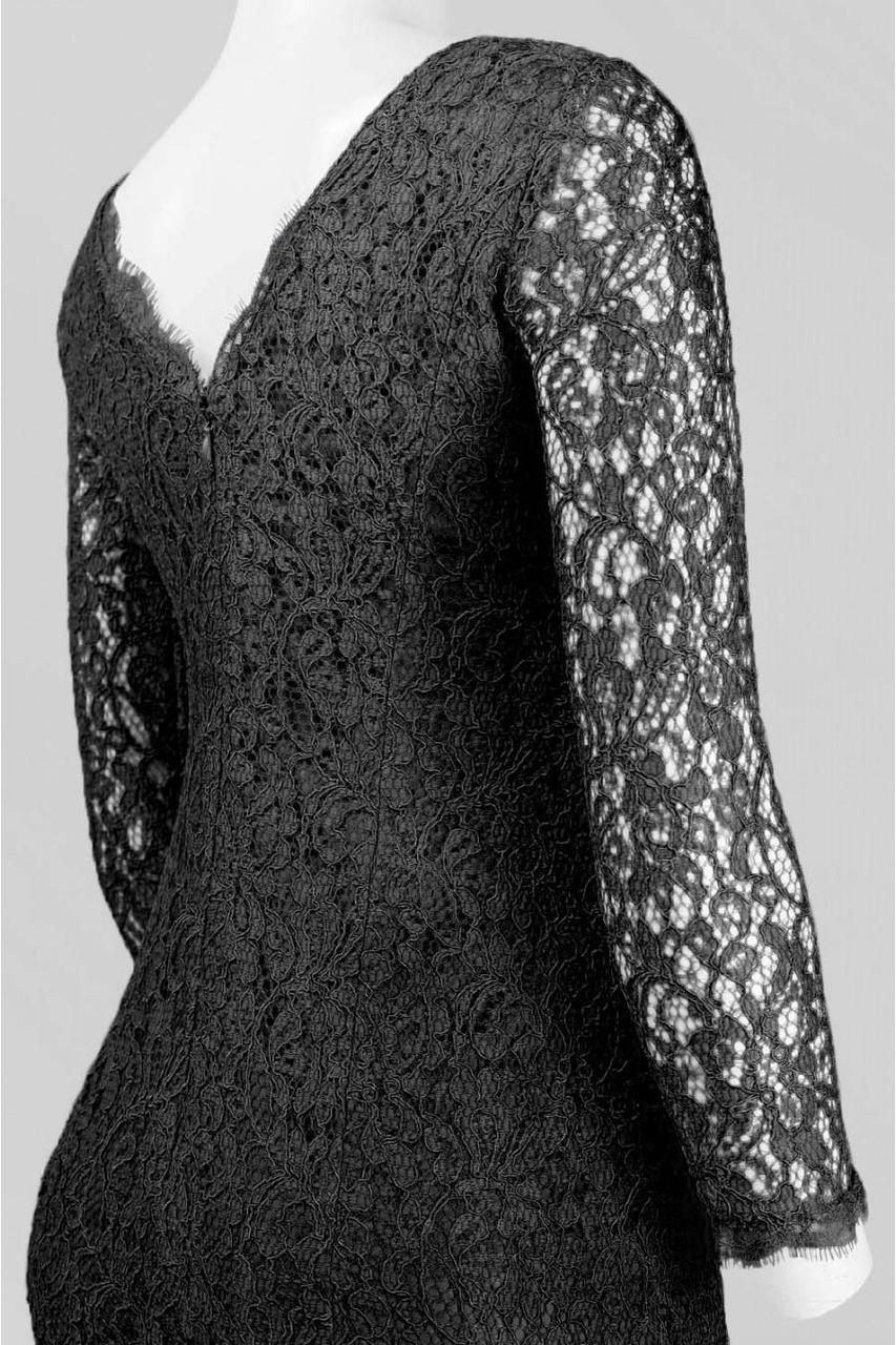 Adrianna Papell - Long Sleeves Lace Long Dress 91879130 in Black