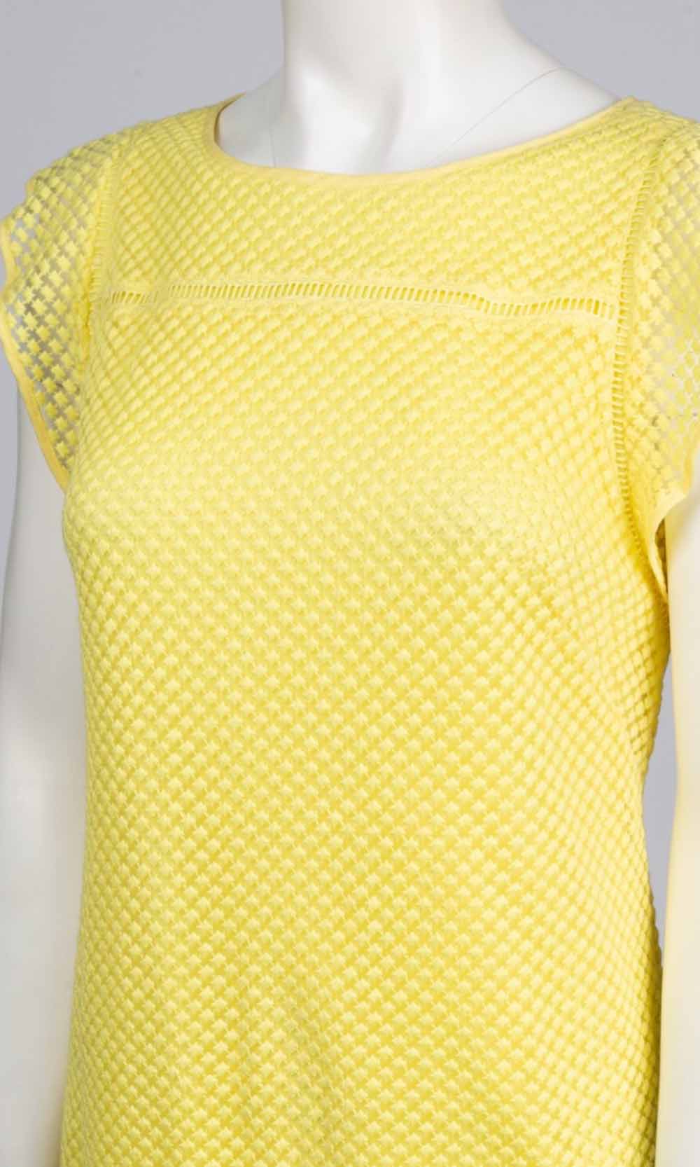Adrianna Papell - AP1D102069 Ruffled Diamond Embroidered Dress In Yellow