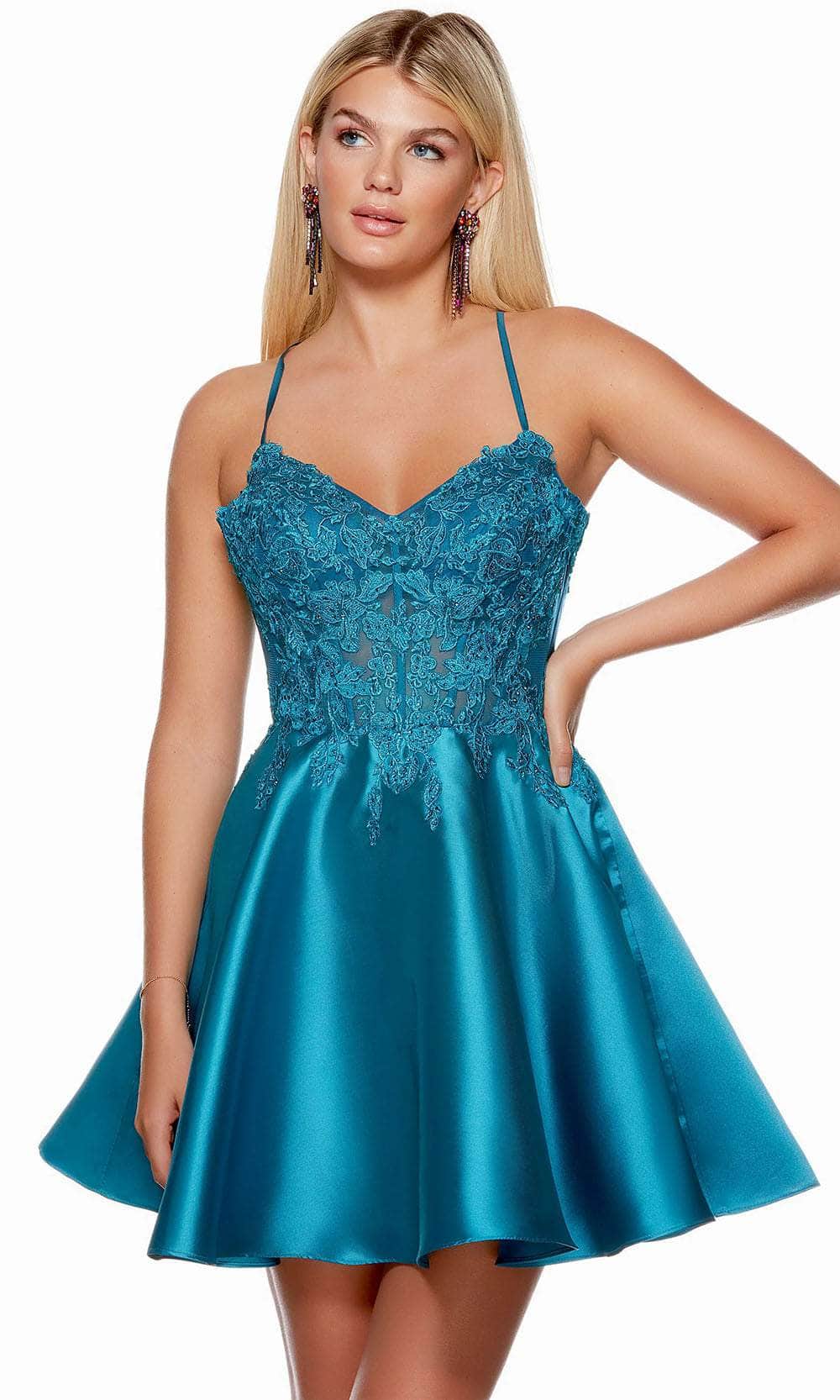 blue homecoming dress with straps A-Line Lace Spaghetti-Straps Black short Homecoming Dress