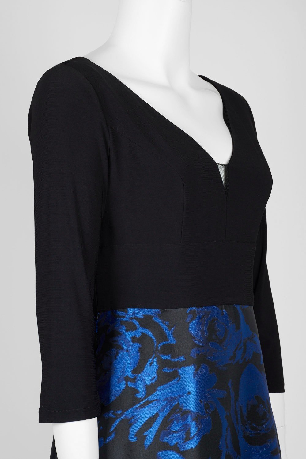 Adrianna Papell - AP1E206803 Floral Print Jacquard A-line Dress In Black and Blue