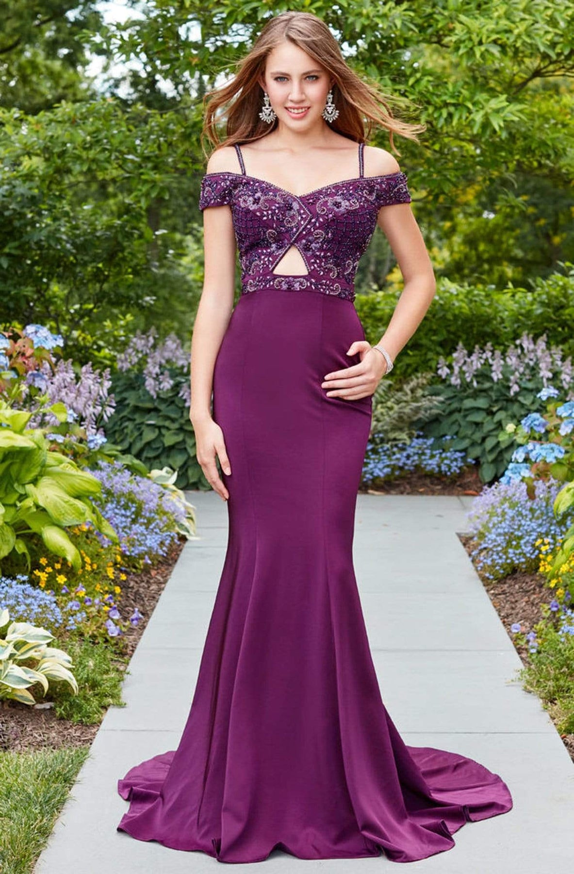 Clarisse - 3543 Bedazzled V-neck Trumpet Dress Special Occasion Dress 0 / Plum