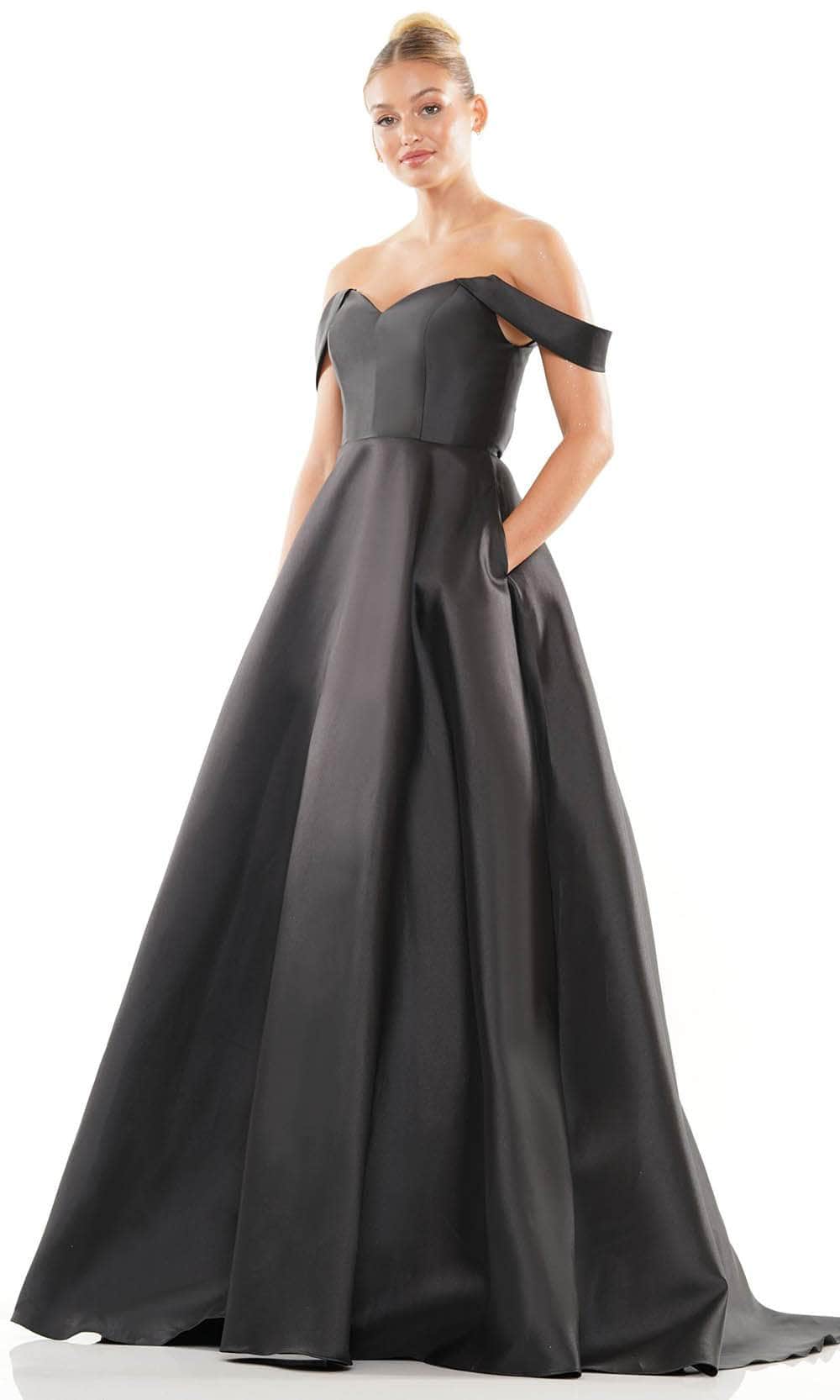 Colors Dress 3182 - Mikado Gown 0 / Black
