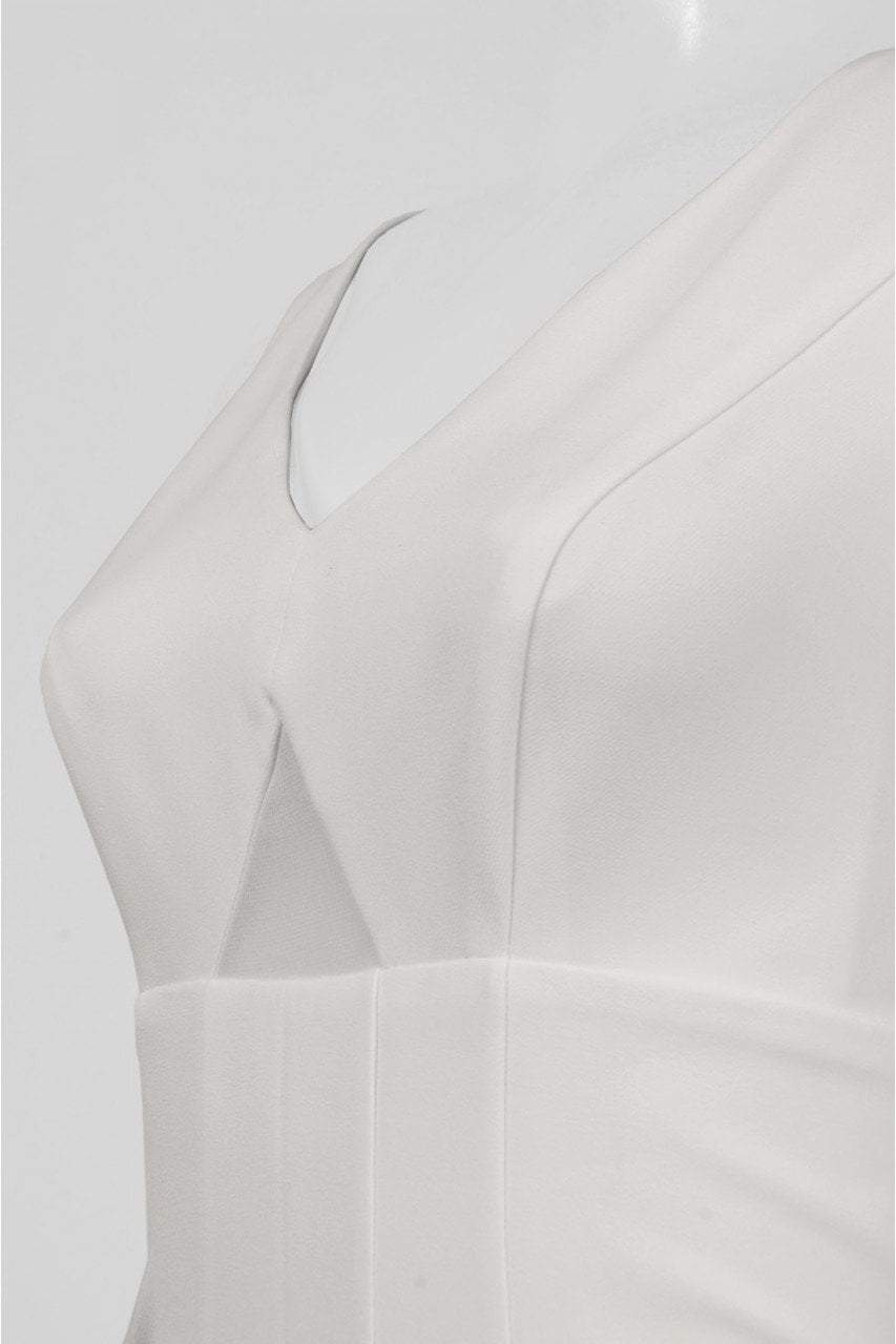 Donna Morgan - D4087M Sleeveless V Neck Sheath Midi Dress in White