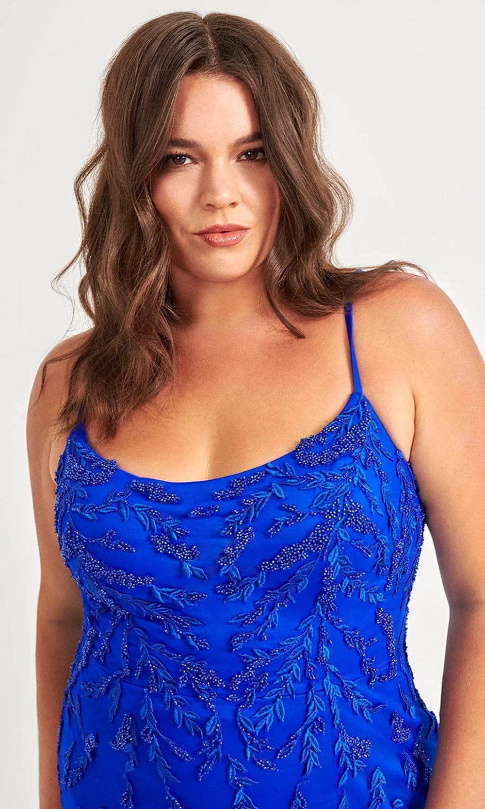 Faviana 9559 - V-Back Gown