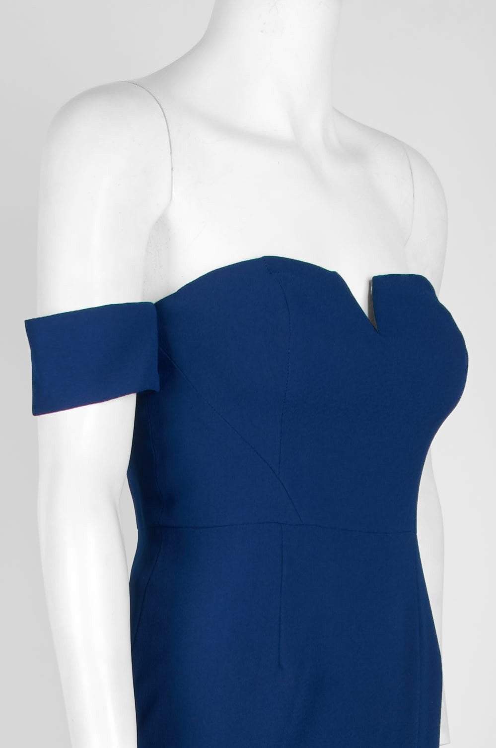 Aidan Mattox - MN1E201813 Off-Shoulder Solid Crepe Column Dress In Blue