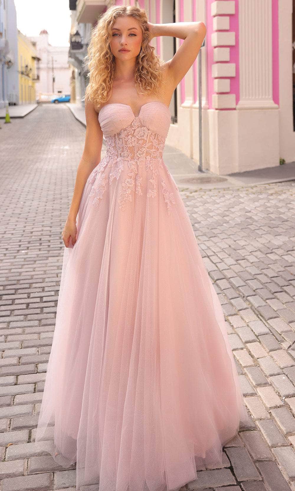 Nox Anabel T1326 - Sweetheart Appliqued Prom Dress Special Occasion Dresses