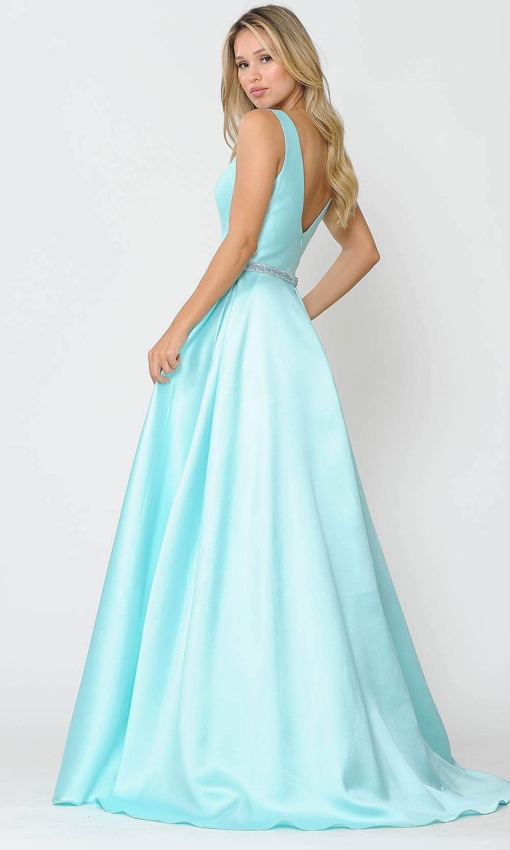 Poly USA 8678 - Sleeveless Dress