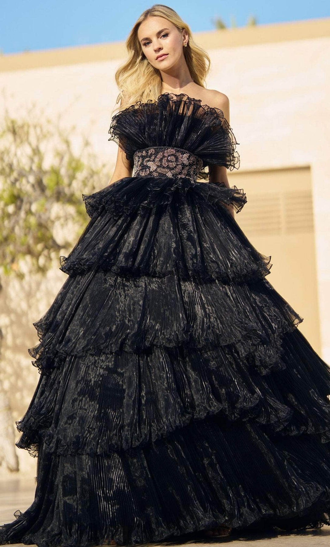 Sherri Hill 55635 - Strapless Crumbcatcher Ballgown Ball Gowns 000 / Black