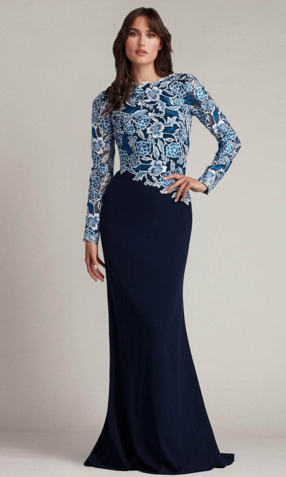 Tadashi Shoji Sequin Lace Long Sleeve Crepe Gown Ivory/Black Tadashi Shoji Sequin Lace Long Sleeve Crepe Gown Ivory/Black