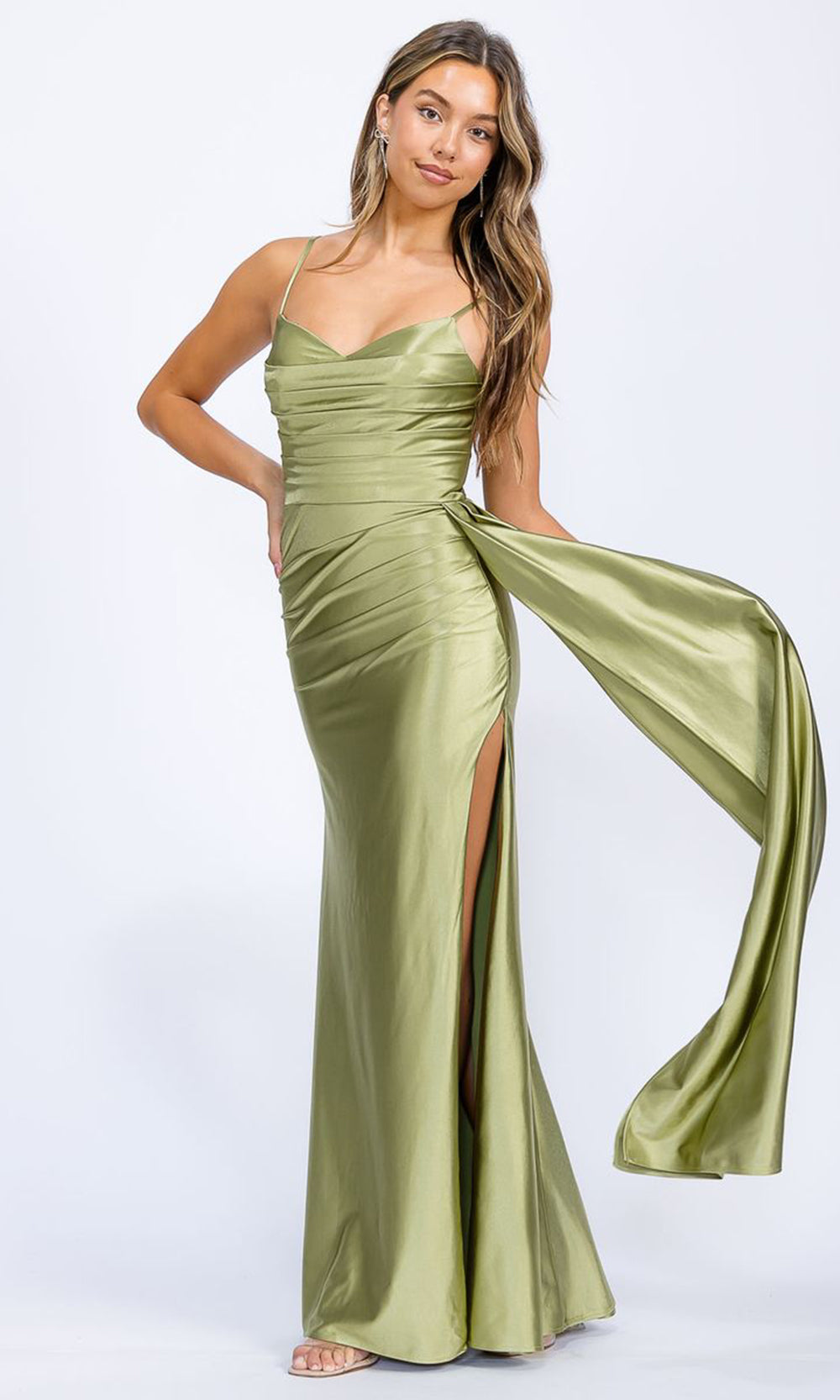 Eureka Fashion EK199 - Sheath Skirt Ruched Prom Gown with Side Sash Prom Dresses in Matcha  