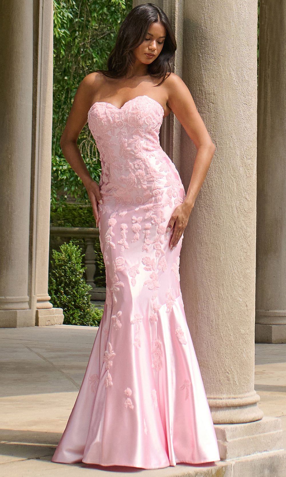 Faviana 11271 - Sweetheart Neck Sequin Applique Gown Prom Dresses
