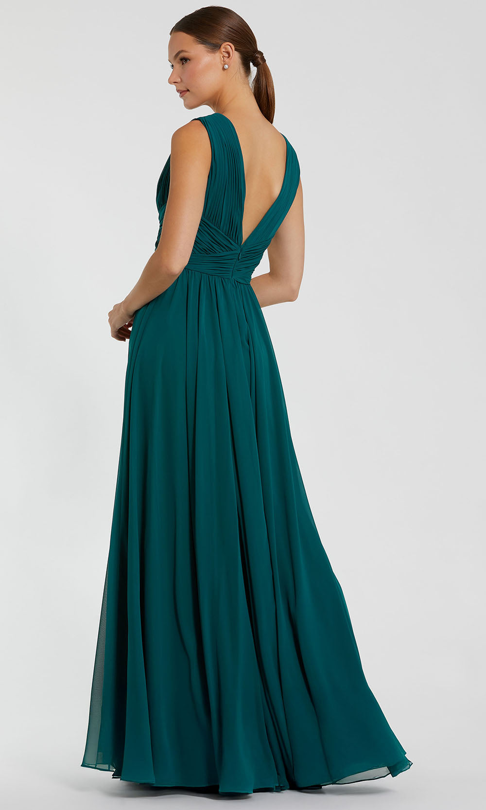 Mac Duggal 11585 - Plunging V-Neck Sleeveless Flowy Gown Formal Gowns in Green