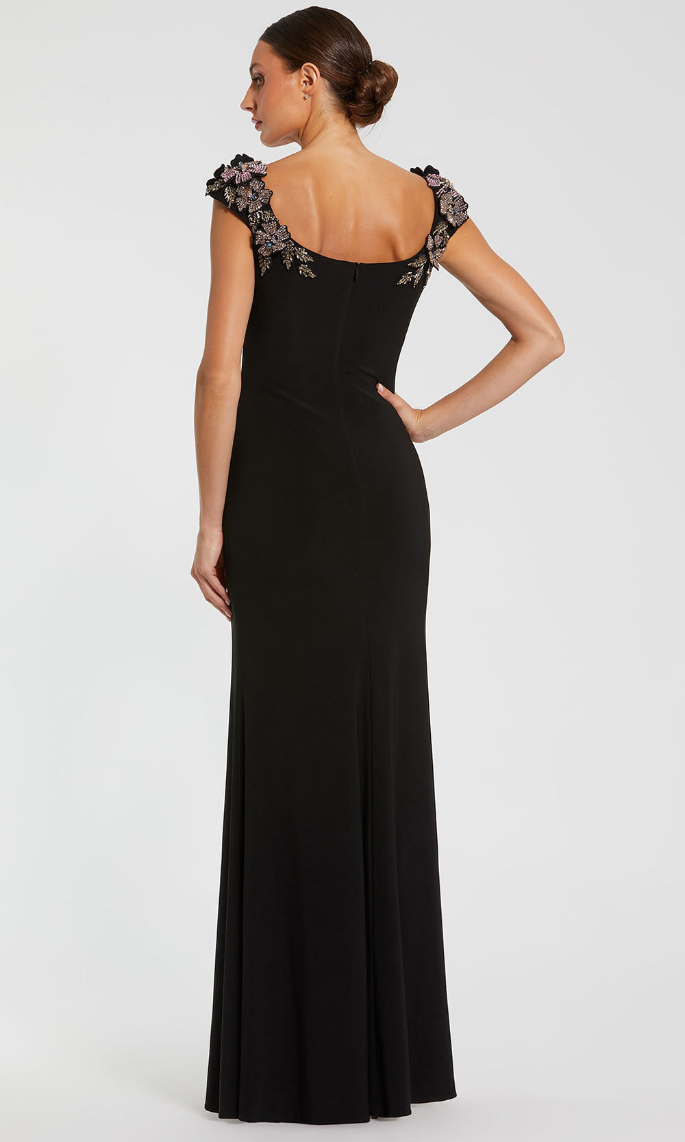 Mac Duggal 11842 - Sleeveless Scoop Neck Evening Gown Mother of the Bride Dresses in Black