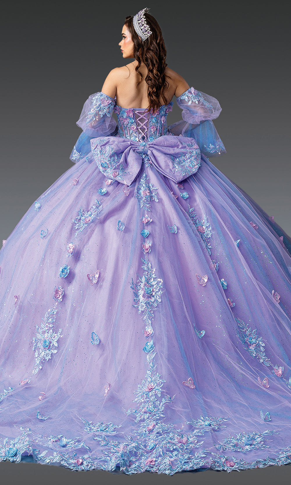 Dancing Queen 1975 - Sweetheart Floral Butterfly Applique Ballgown Quinceanera Dresses in Lilac 