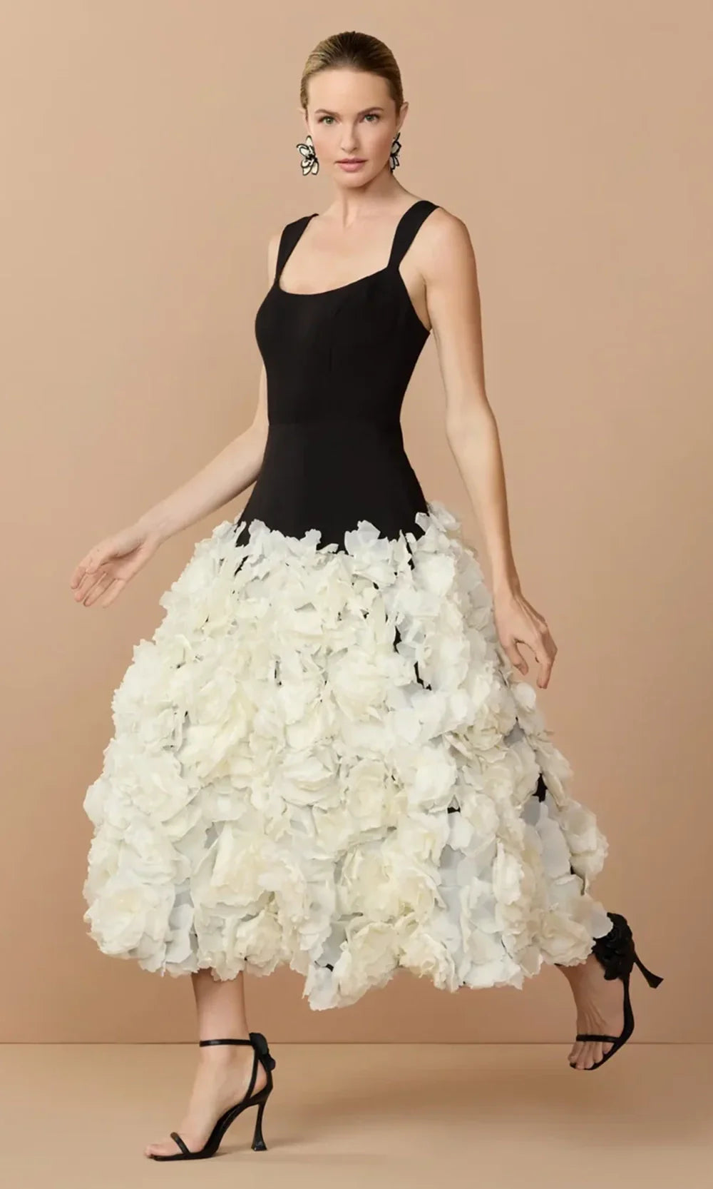 Mac Duggal 21080 - 3D Floral Skirt Scoop Neckline Dress Prom Dresses in Black Cream 
