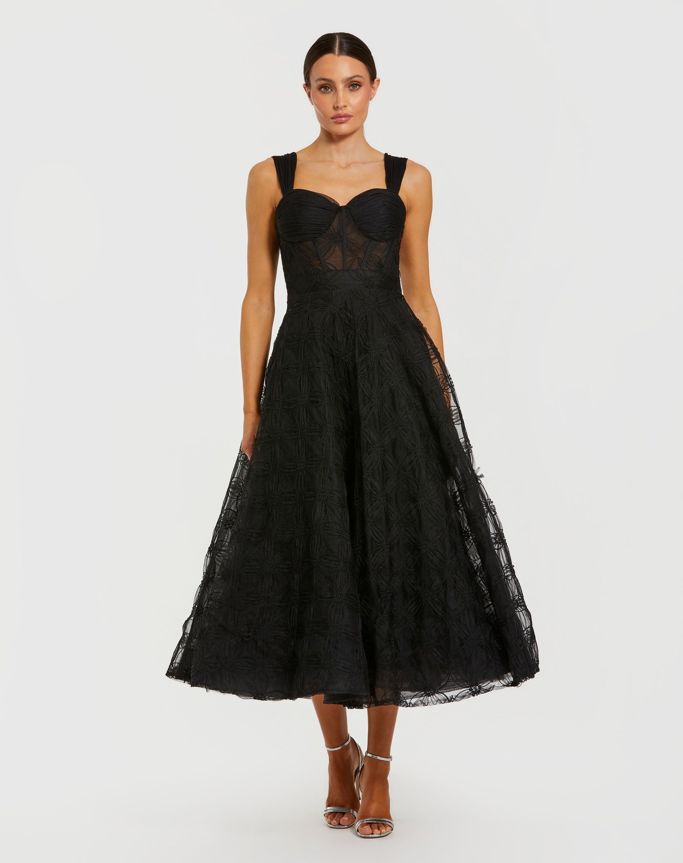 Ieena Duggal 21171 - Textured Floral Sweetheart Midi Dress In Black