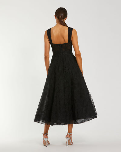Ieena Duggal 21171 - Textured Floral Sweetheart Midi Dress In Black