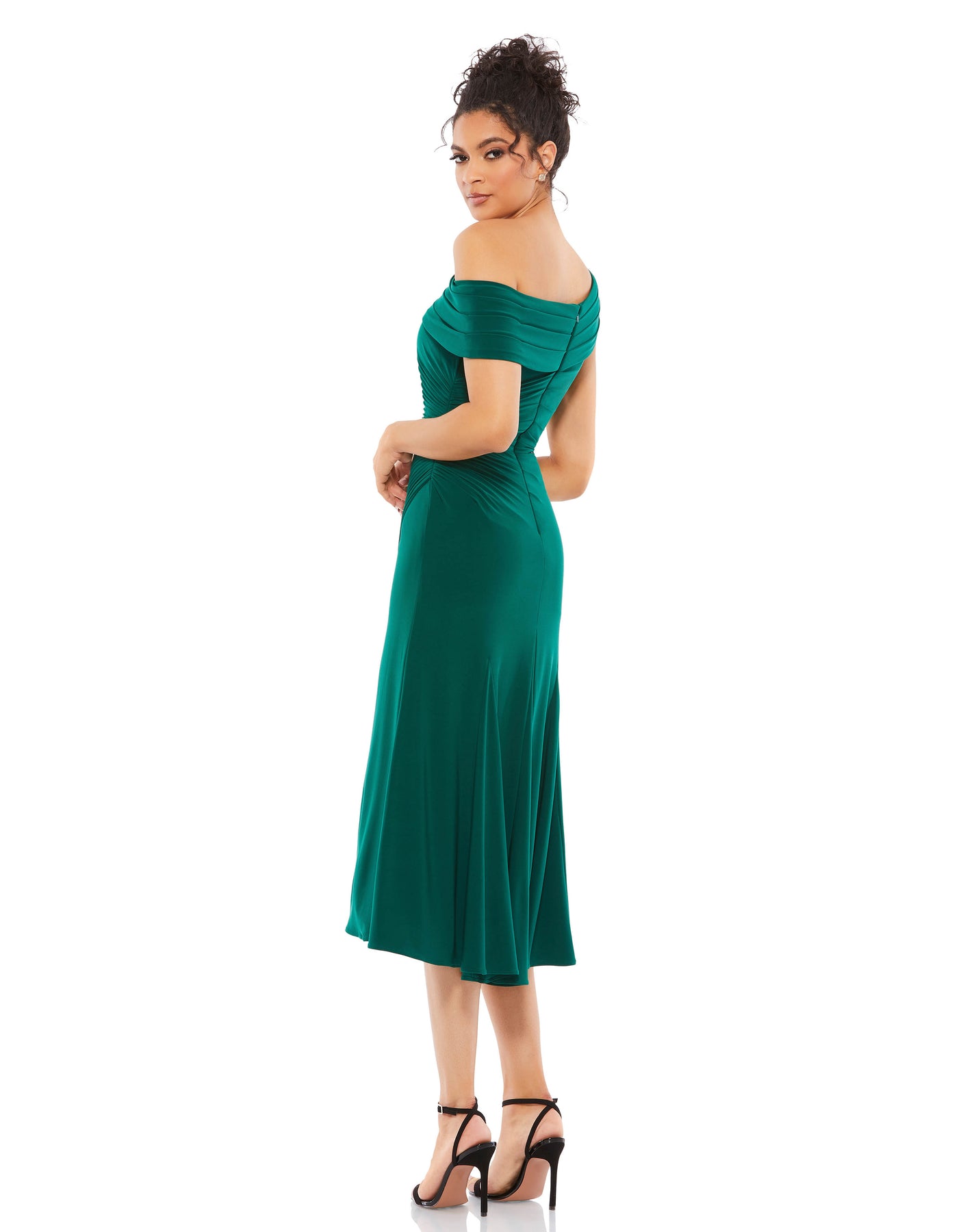 Ieena Duggal 26484 - Off Shoulder Ruched Dress