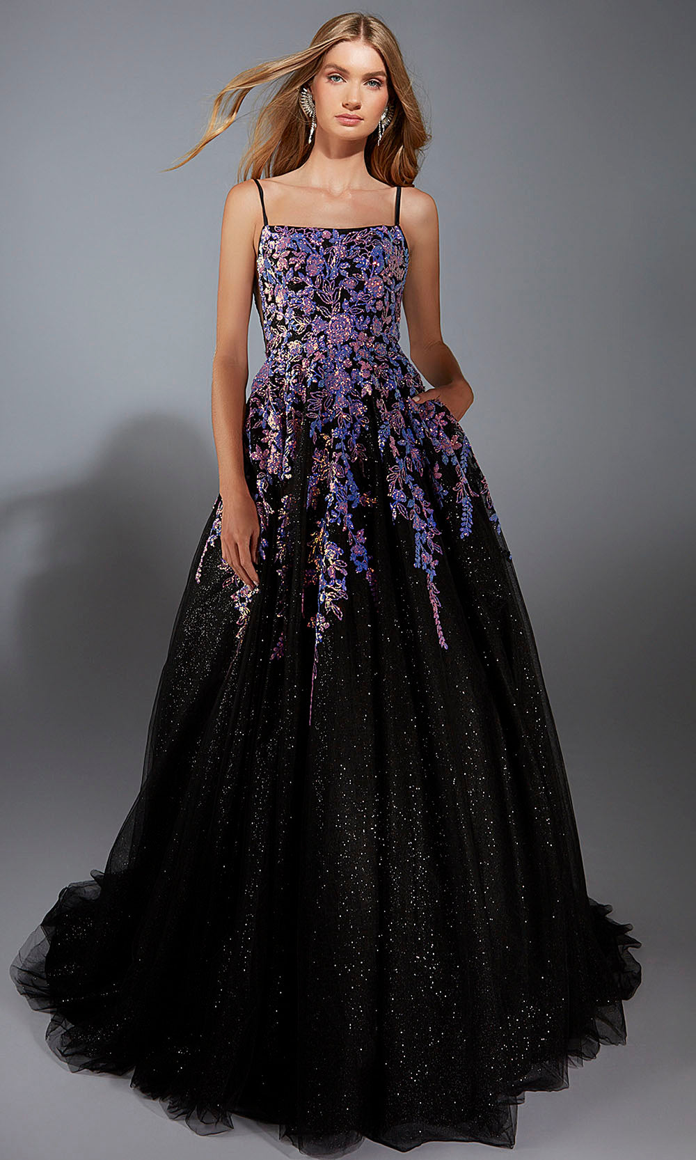 Aerie Couture 283 - Elegant Square Neck Applique Gown Prom Dresses