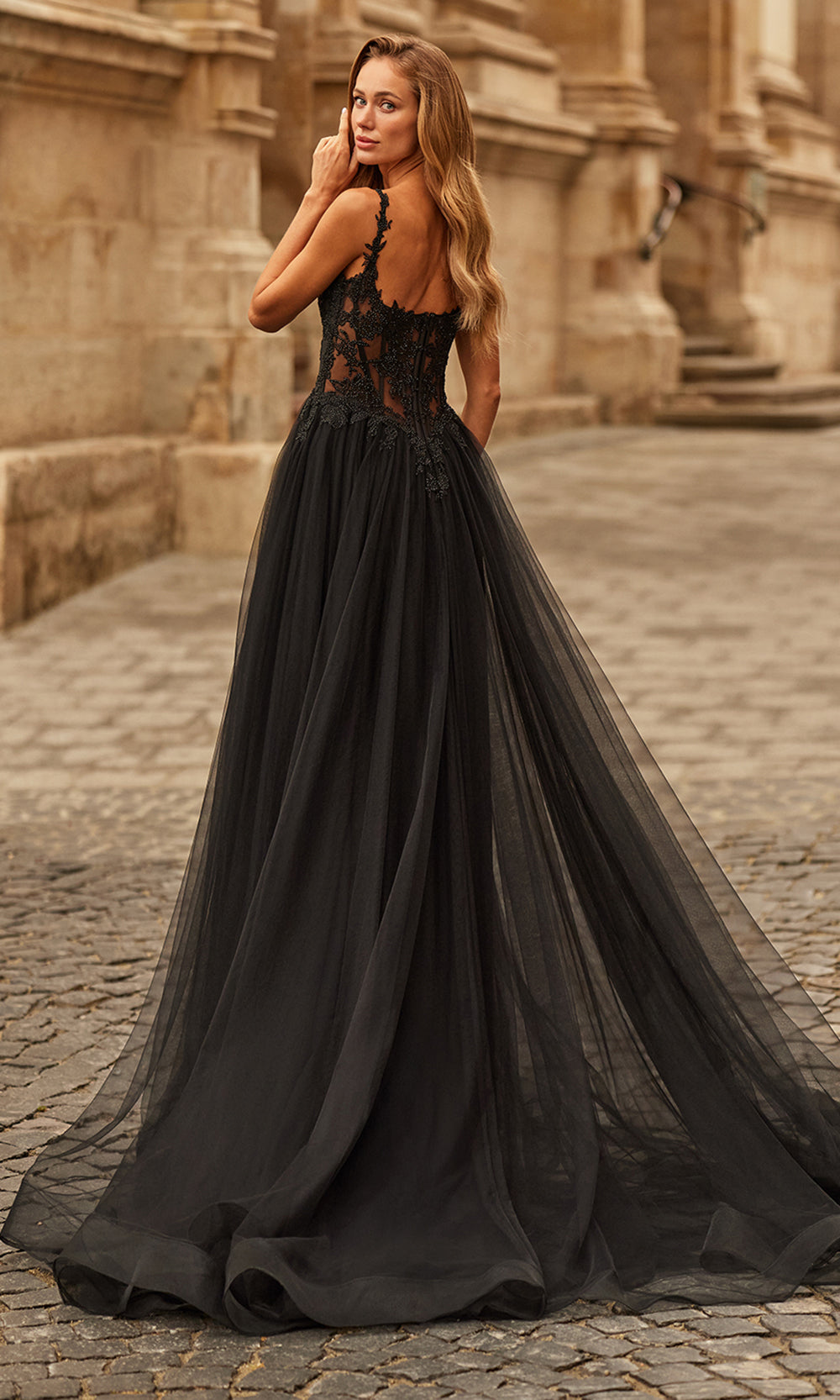 La Femme 33499 - Layered A-Line Skirt Sleeveless Gown Prom Dresses