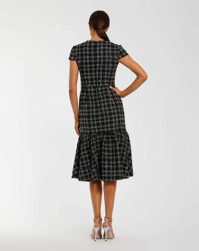 Mac Duggal 37071 - Cap Sleeve Boucle Tea-Length Dress In Black and Silver