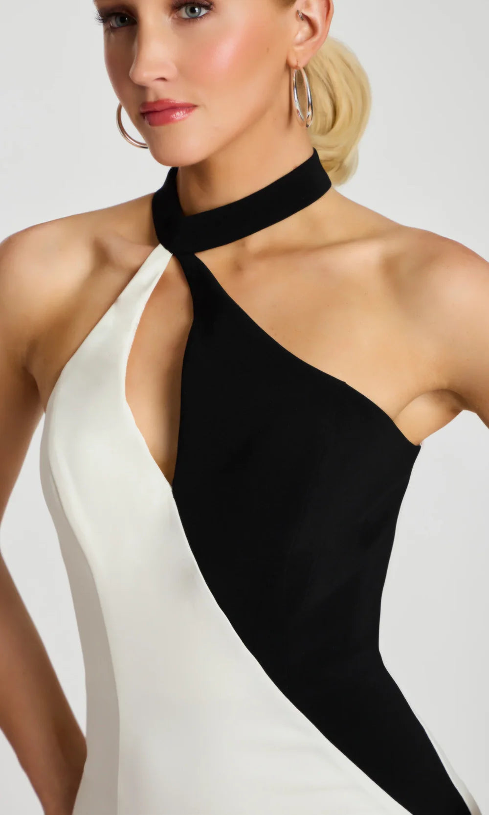 Jovani 46593 - Two Tone Keyhole Cutout Sheath Dress Prom Dresses  in Black White 