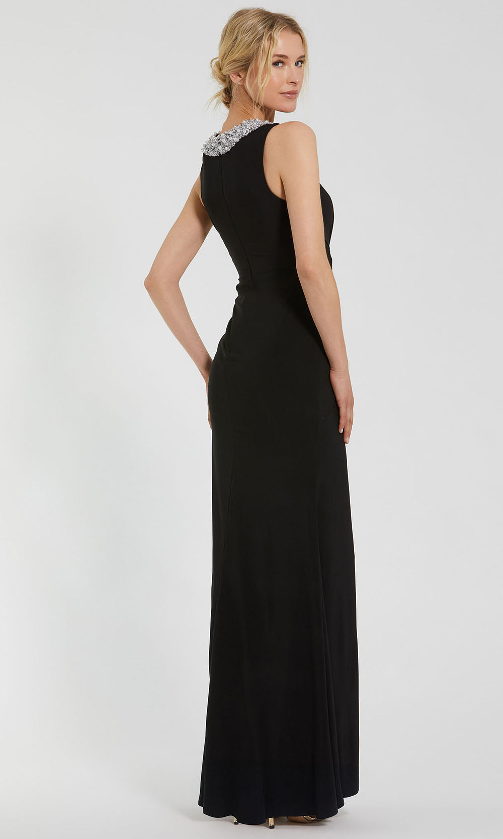 Ieena Duggal 49952 - Twist Front Sleeveless Jersey Gown Prom Dresses