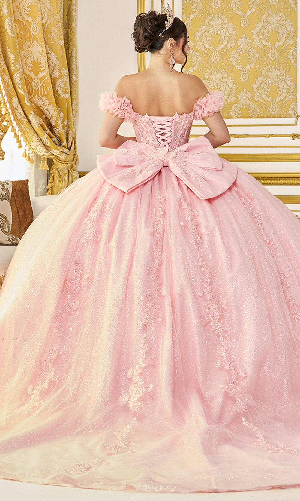 Dancing Queen 5134 - Embroidered Sweetheart Neck Quince Gown Quinceanera Dresses in Blush 
