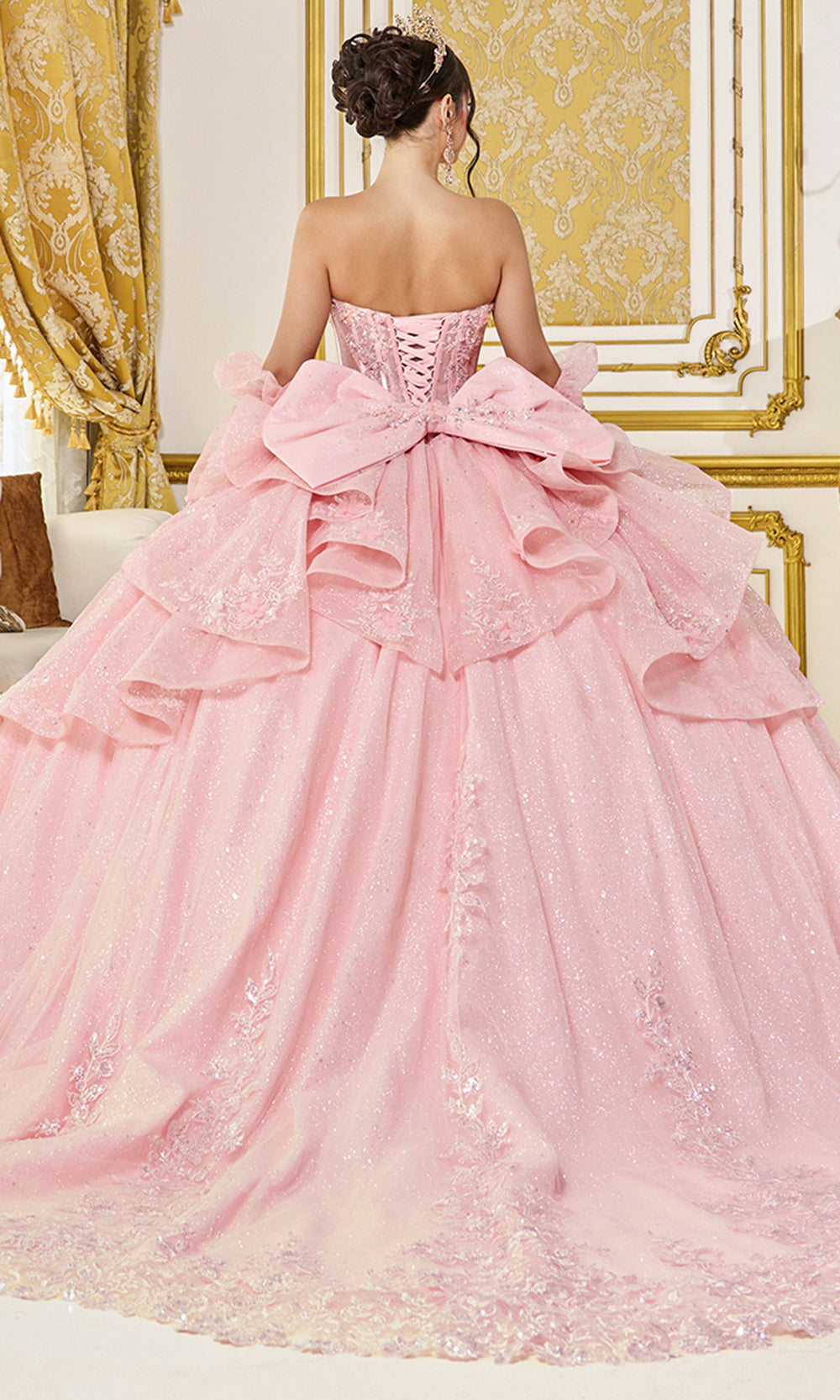 Dancing Queen 5152 - Sweetheart Lace Applique Gown with Long Sleeves Quinceanera Dresses in Blush 