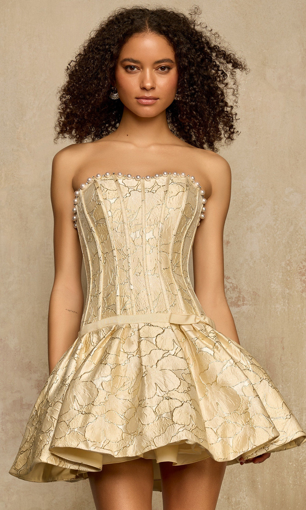 Sherri Hill 58362 - Pearl Edge Brocade A-Line Short Dress In Gold