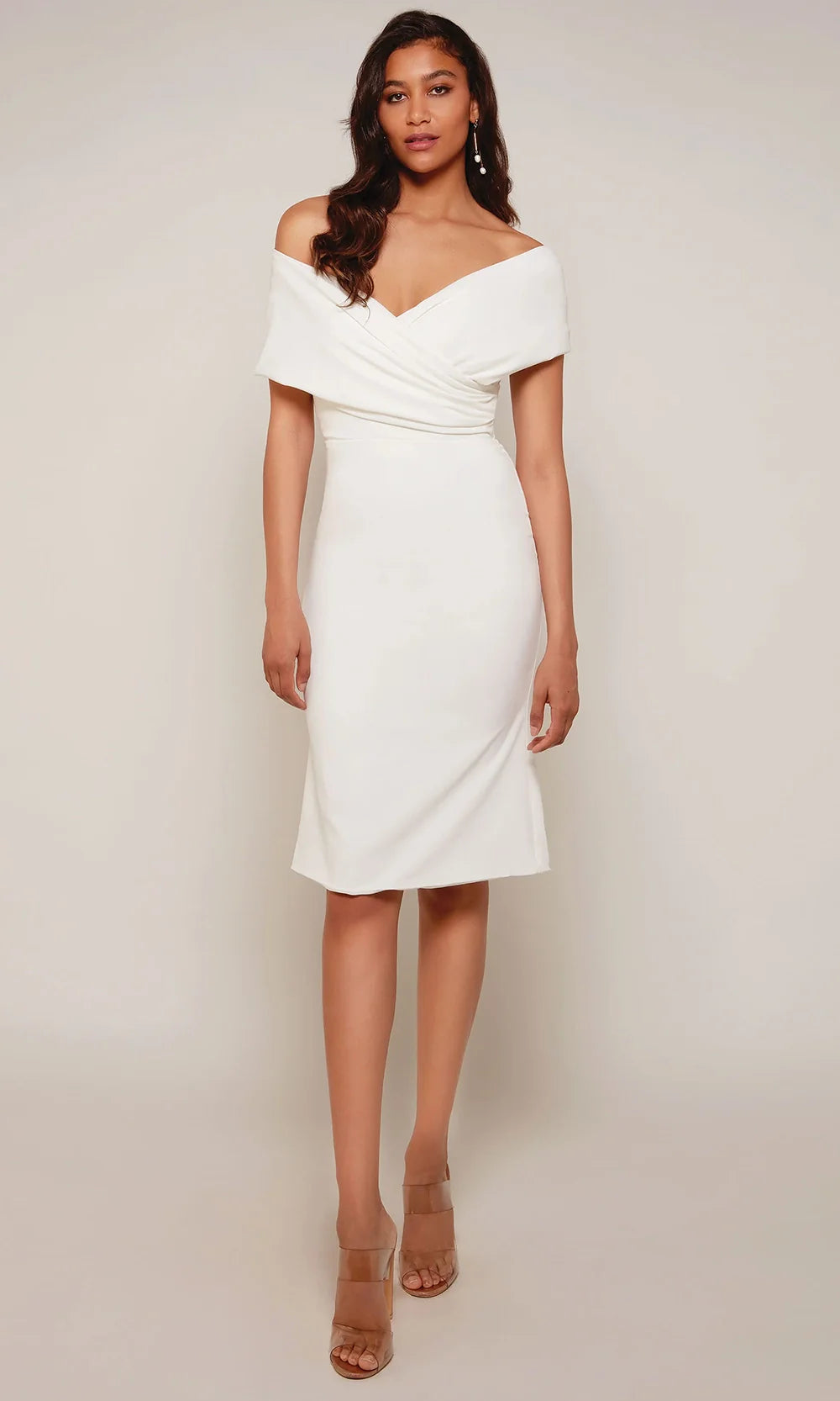 Alyce Paris 70023 - V-Neck Sheath Knee-Length Dress Wedding Guest