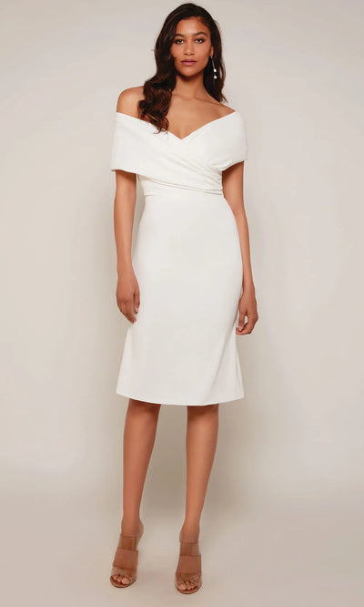 Alyce Paris 70023 - V-Neck Sheath Knee-Length Dress Wedding Guest