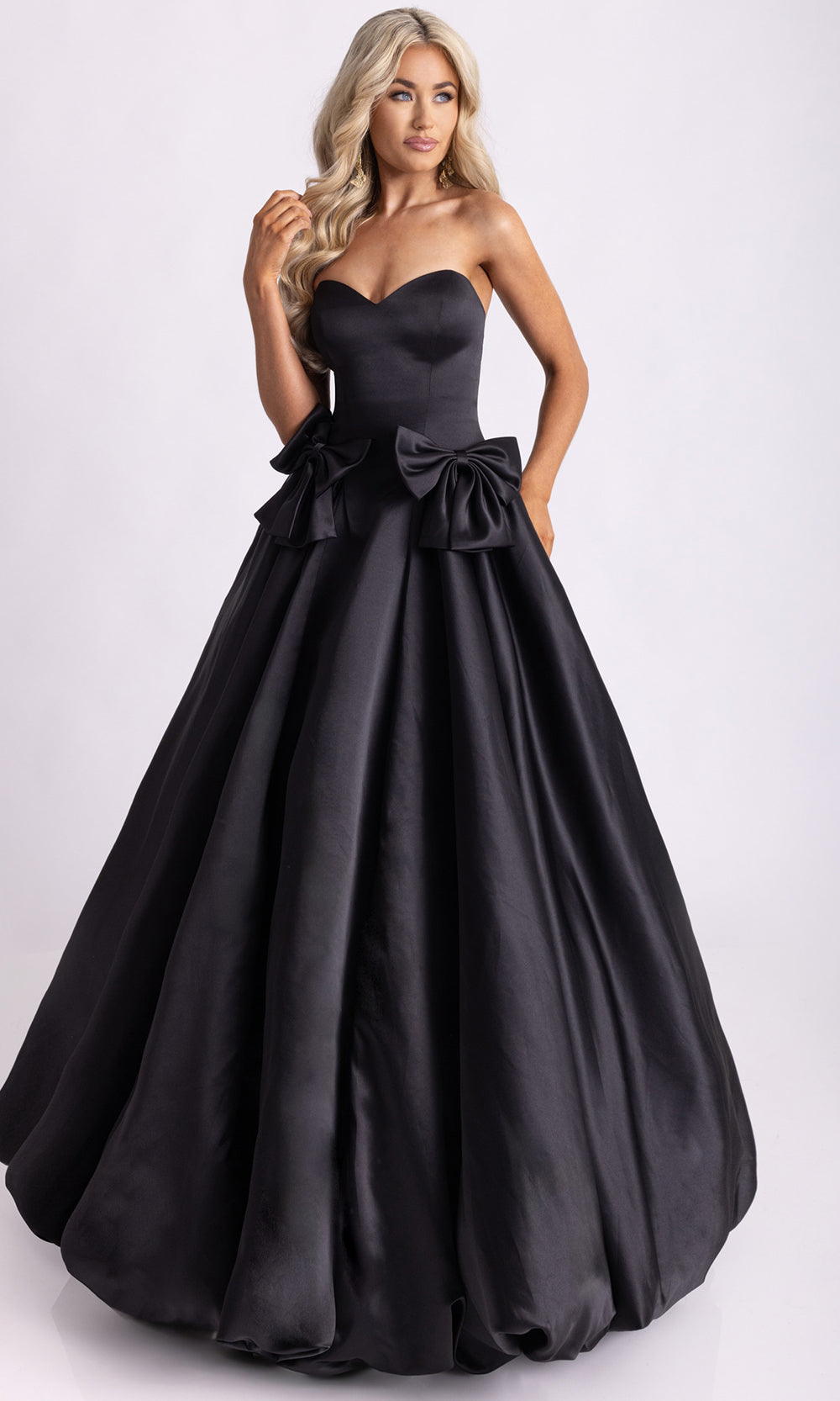 Rachel Allan 71035 - Sweetheart Neckline Ballgown with Bow Accent Prom Dresses in Black