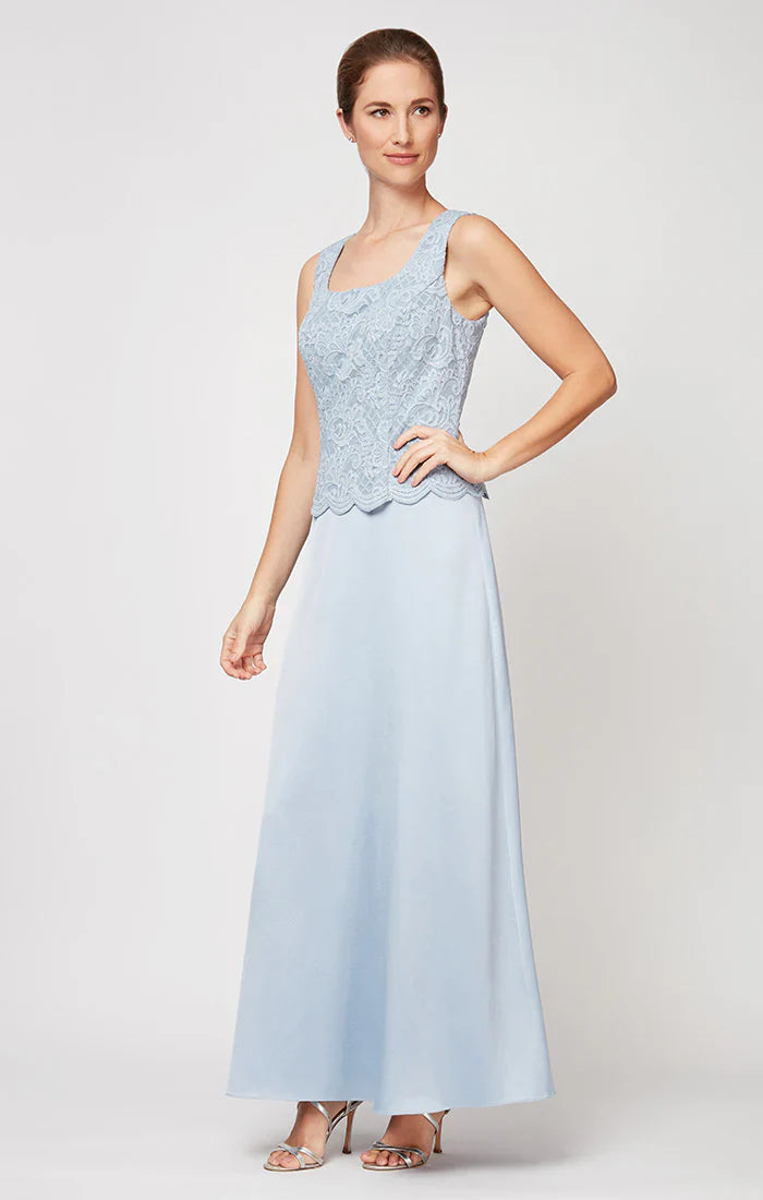 Alex Evenings - 81122326 Embroidered Lace Scoop Neck Formal Dress with Jacket