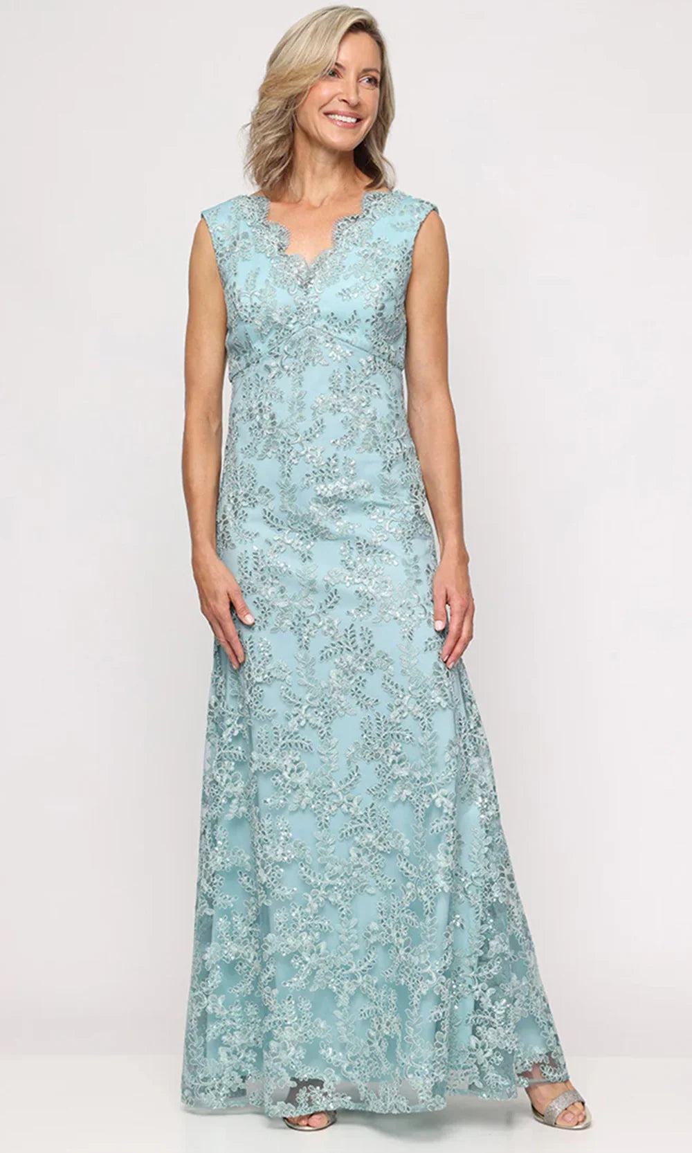 Alex Evenings 81171938 - Cap Sleeve Embroidered Applique Long Gown Prom Dresses