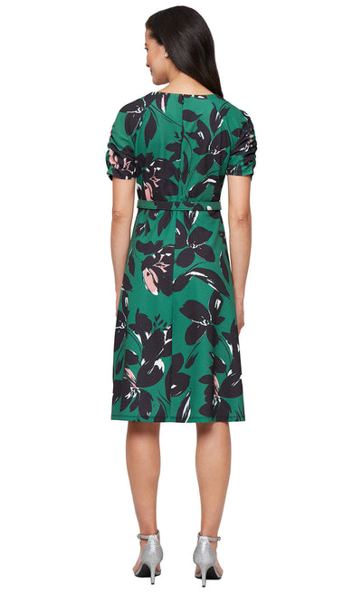 S.L. Fashions 9130266 - Short Sleeve Floral Knee-Length Dress Homecoming Dresses