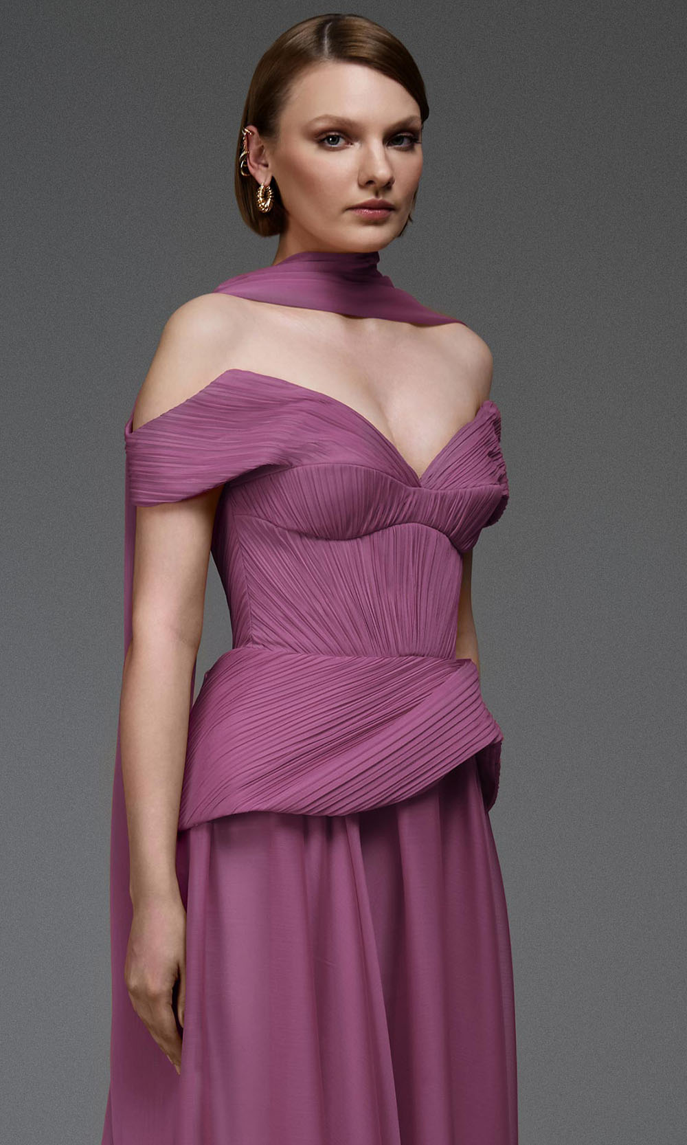 MNM COUTURE E0119
